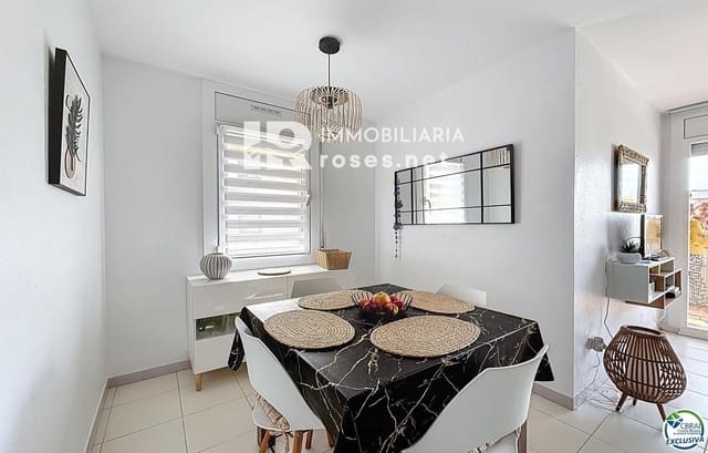 1 slaapkamer Flat te koop in Santa Margarida, Roses - € 180.000 (Ref: 9388228)