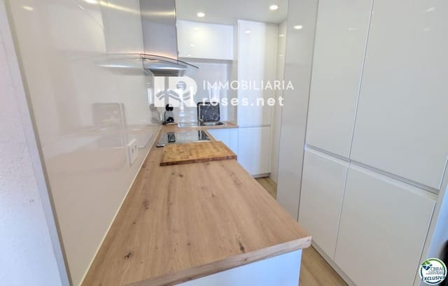 2 slaapkamer Flat te koop in Empuriabrava, Castelló d'Empúries - € 255.000 (Ref: 9396565)