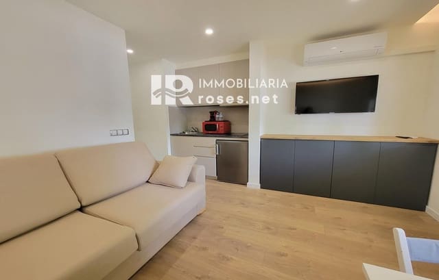 Flat te koop in Empuriabrava, Castelló d'Empúries - € 98.000 (Ref: 9398813)