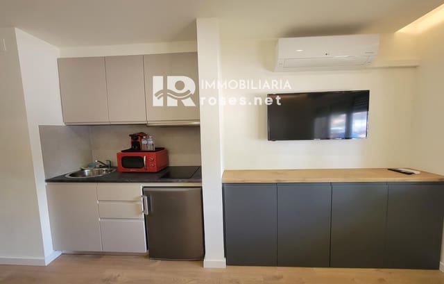 Flat te koop in Empuriabrava, Castelló d'Empúries - € 98.000 (Ref: 9398813)