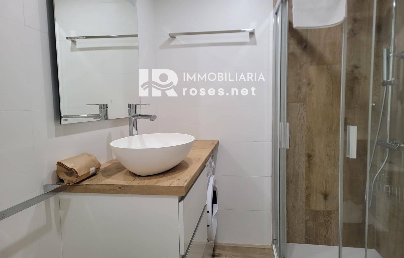 Flat te koop in Empuriabrava - € 98.000 (Ref: 9398813)