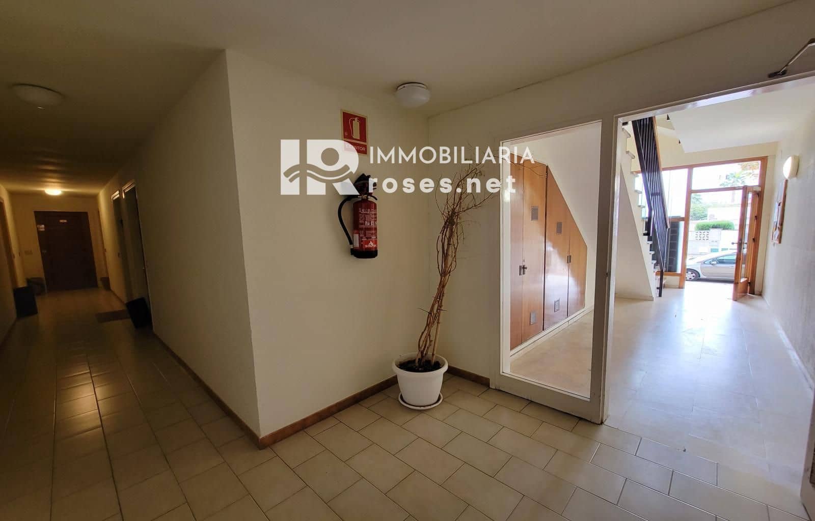 Flat te koop in Empuriabrava - € 98.000 (Ref: 9398813)