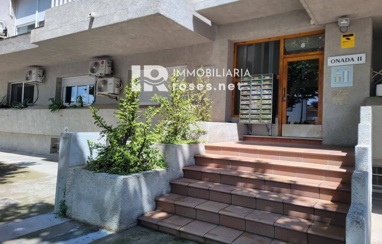 Flat te koop in Empuriabrava - € 98.000 (Ref: 9398813)