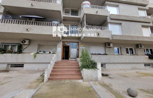 Flat te koop in Empuriabrava, Castelló d'Empúries - € 98.000 (Ref: 9398813)