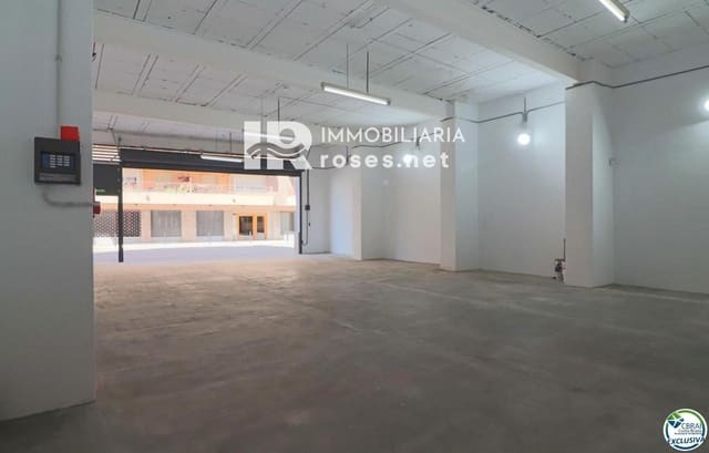 Erhverv til salg i Figueres - € 135.000 (Ref: 9409675)