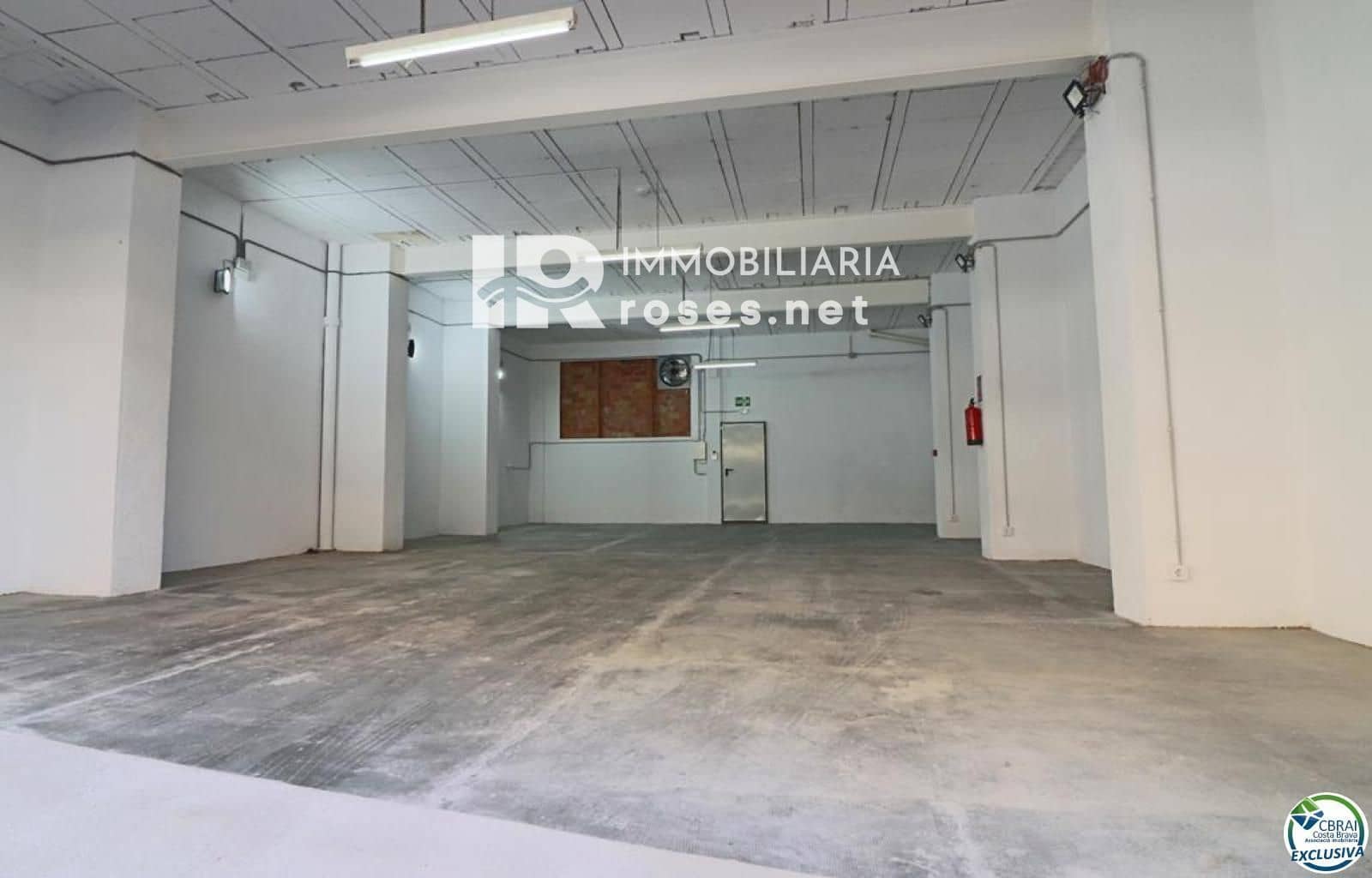 Commercieel te koop in Figueres - € 135.000 (Ref: 9409675)