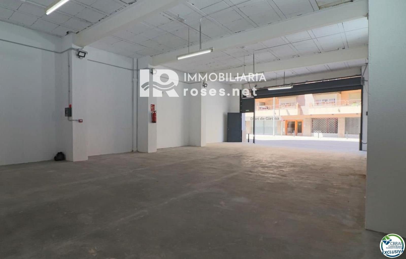 Commercieel te koop in Figueres - € 135.000 (Ref: 9409675)