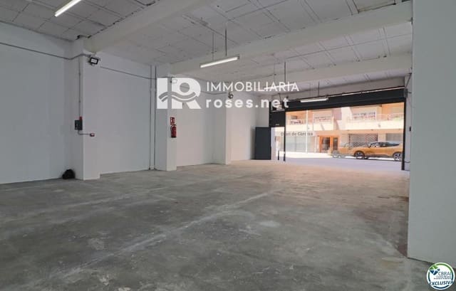Erhverv til salg i Figueres - € 135.000 (Ref: 9409675)