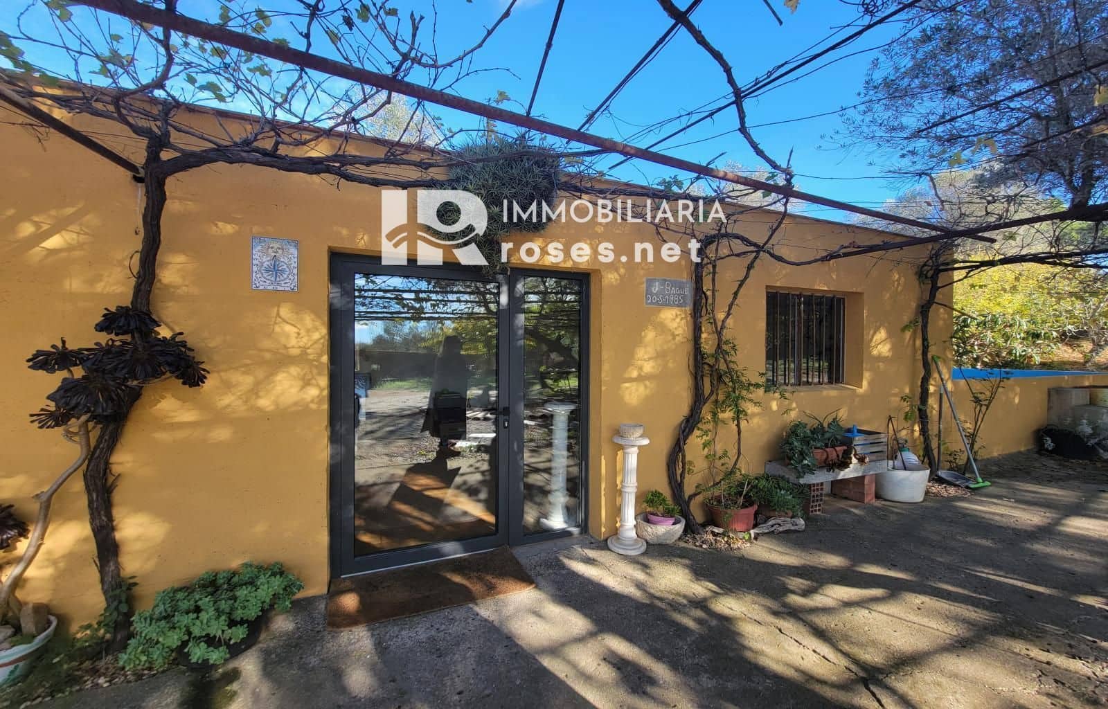 Tomt till salu i Peralada - 320 000 € (Ref: 9417795)