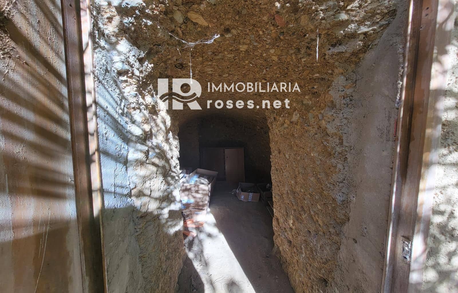 Tomt till salu i Peralada - 320 000 € (Ref: 9417795)