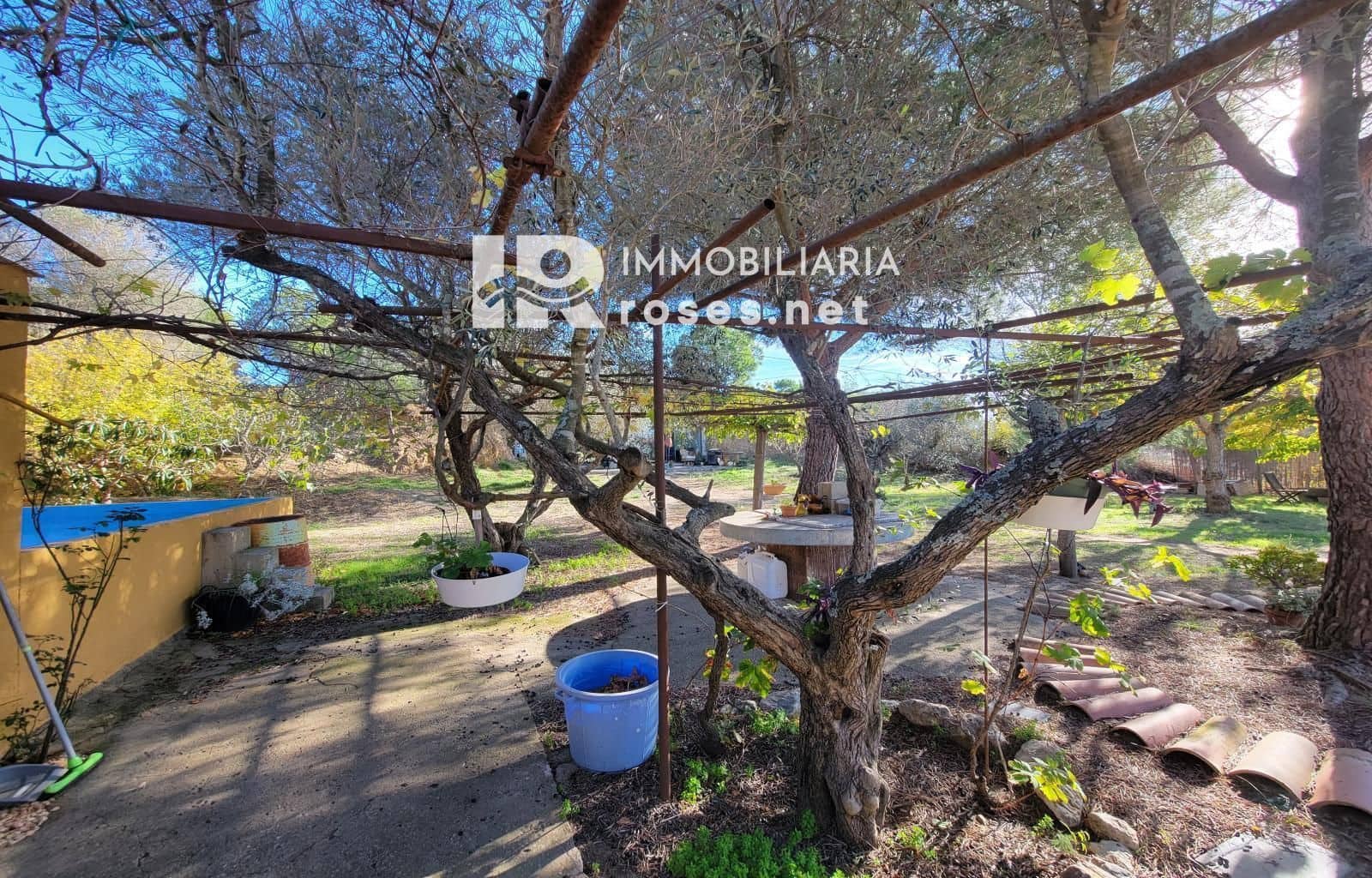 Tomt till salu i Peralada - 320 000 € (Ref: 9417795)