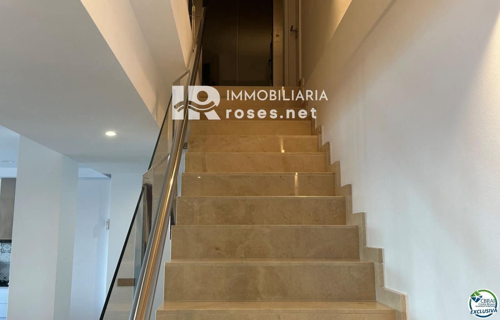 3 slaapkamer Villa te koop in Roses met zwembad garage - € 1.700.000 (Ref: 9420077)