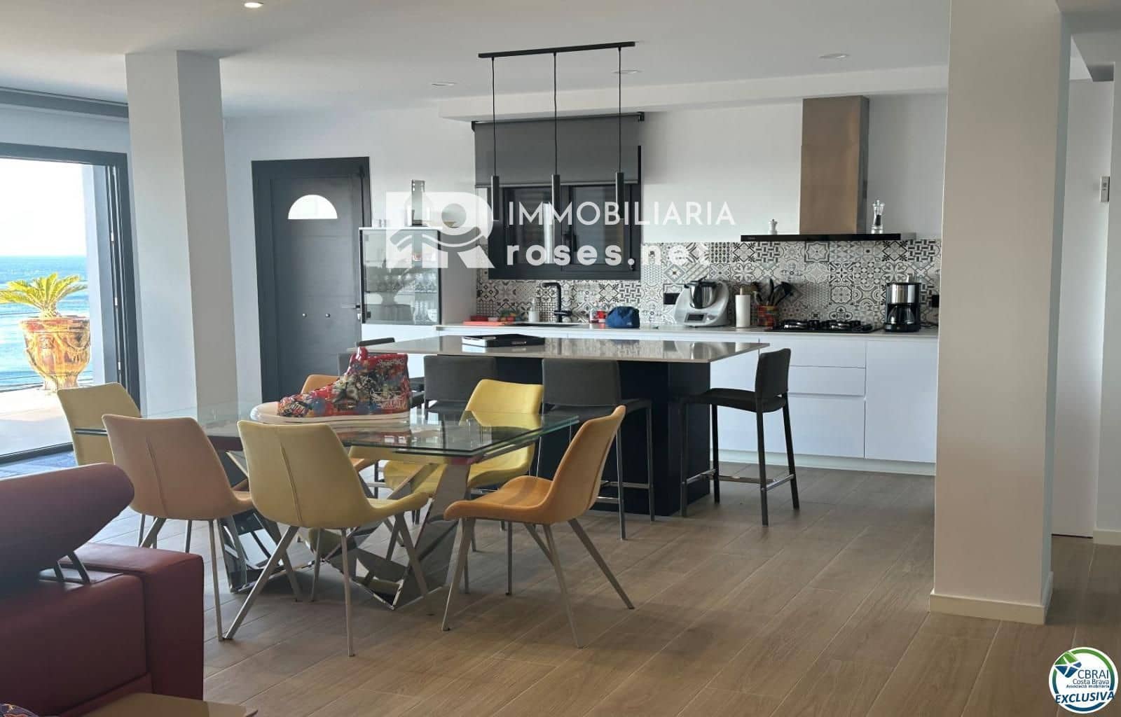 3 slaapkamer Villa te koop in Roses met zwembad garage - € 1.700.000 (Ref: 9420077)