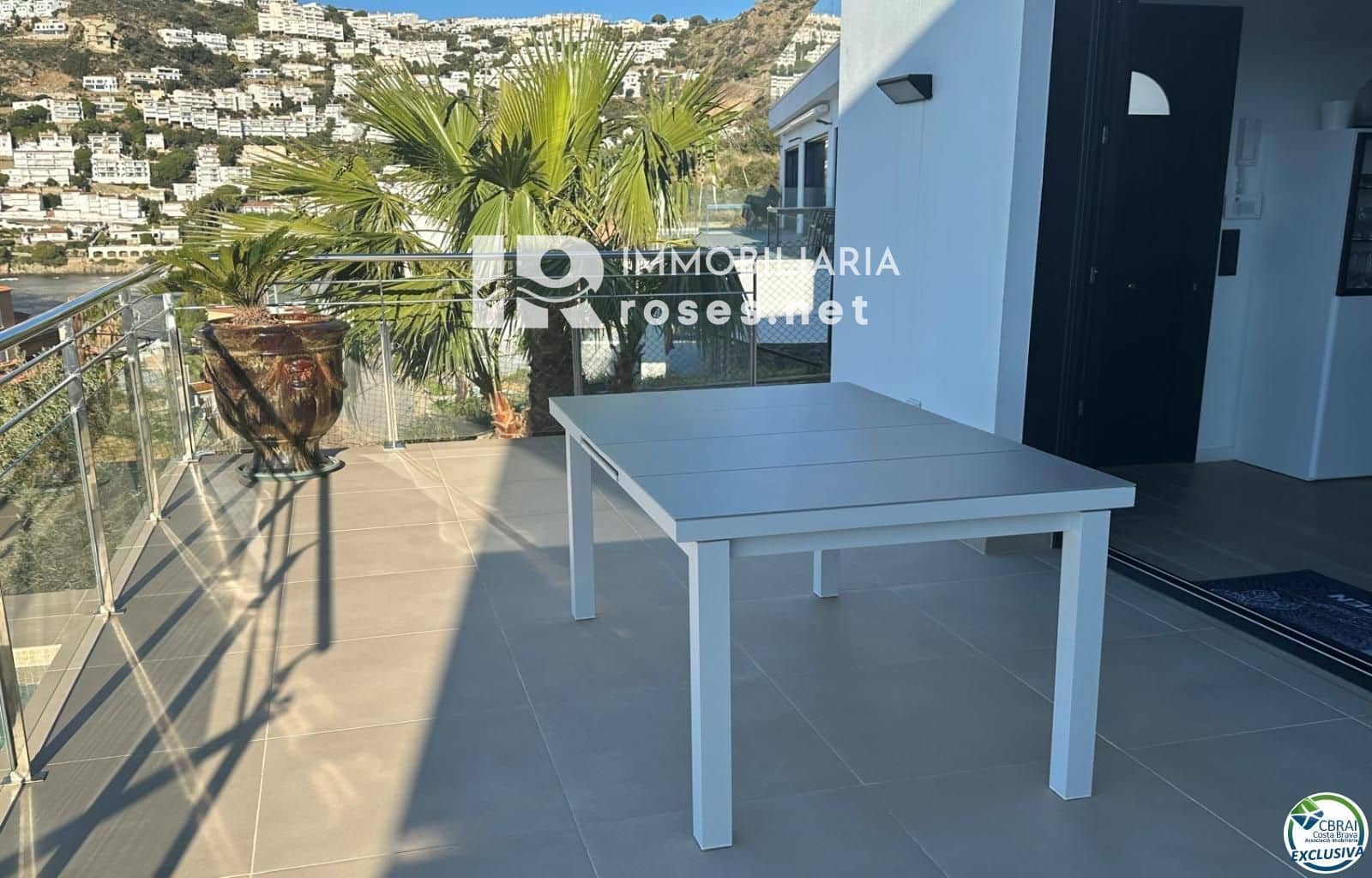 3 slaapkamer Villa te koop in Roses met zwembad garage - € 1.700.000 (Ref: 9420077)