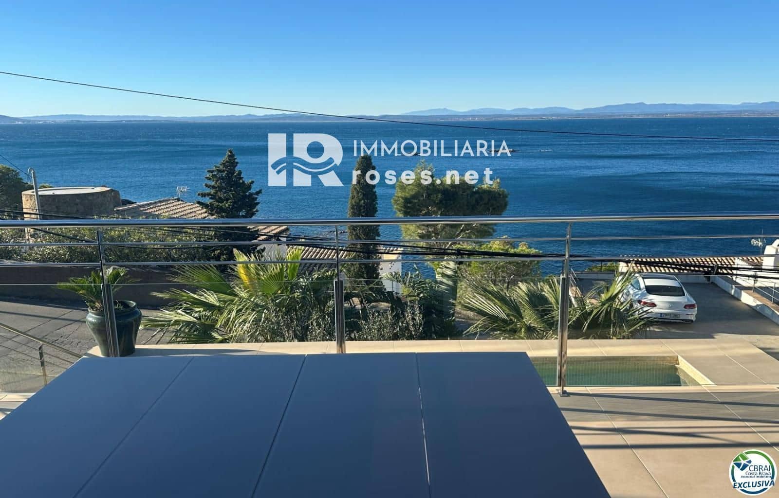 3 slaapkamer Villa te koop in Roses met zwembad garage - € 1.700.000 (Ref: 9420077)