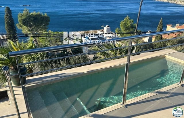 3 bedroom Villa for sale in Roses with pool garage - € 1,700,000 (Ref: 9420077)