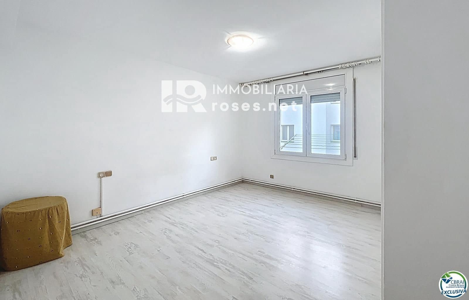 2 soveværelse Lejlighed til salg i Roses - € 185.000 (Ref: 9449321)