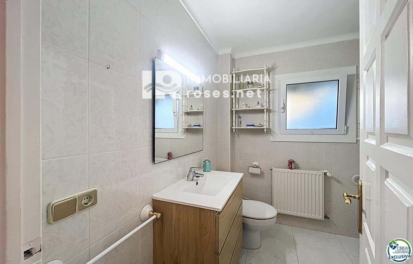 2 soveværelse Lejlighed til salg i Roses - € 185.000 (Ref: 9449321)