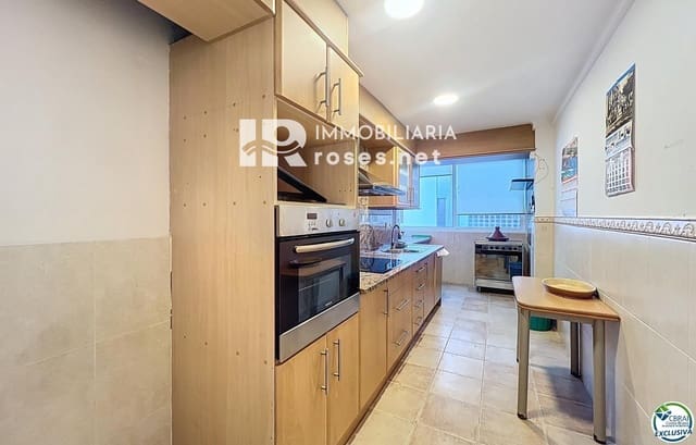 2 soveværelse Lejlighed til salg i Roses - € 185.000 (Ref: 9449321)