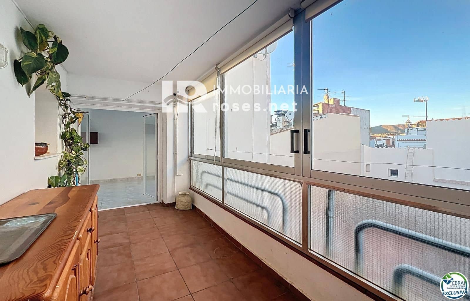 2 soveværelse Lejlighed til salg i Roses - € 185.000 (Ref: 9449321)