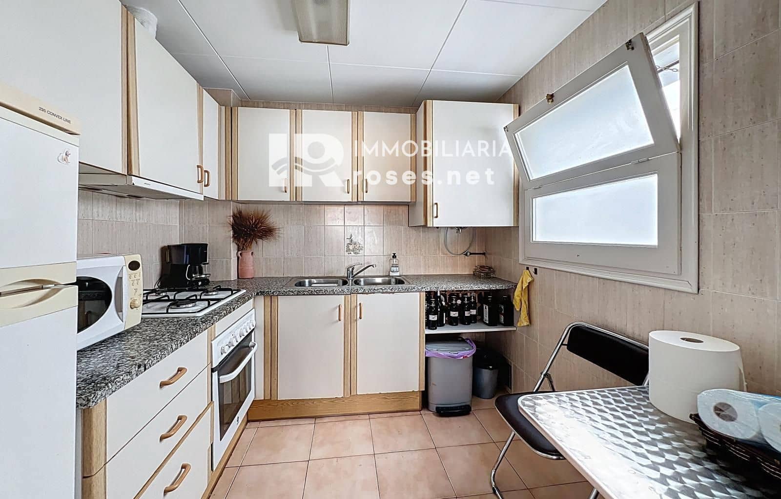 3 slaapkamer Flat te koop in Roses - € 185.000 (Ref: 9449322)