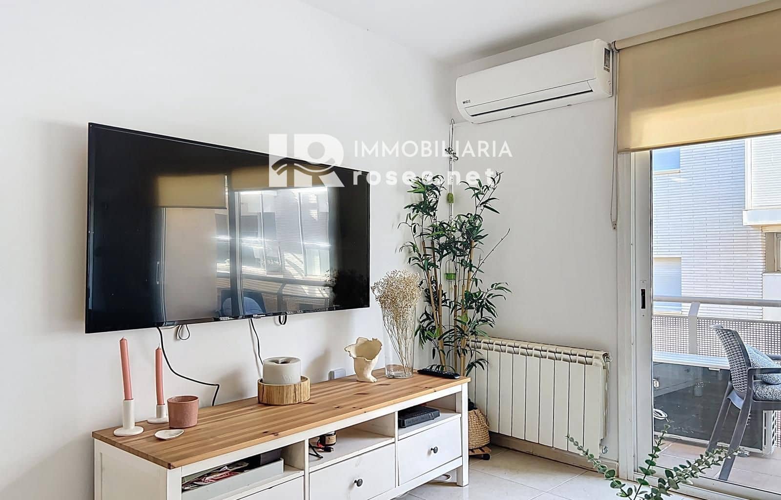 2 slaapkamer Flat te koop in Roses - € 185.000 (Ref: 9449323)