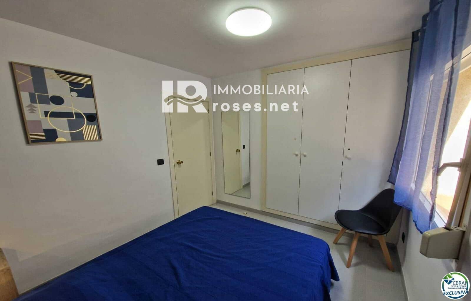 2 slaapkamer Flat te koop in Roses - € 225.000 (Ref: 9449325)