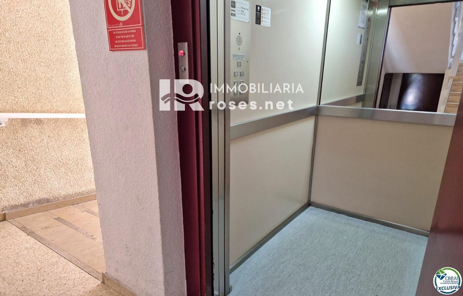 2 slaapkamer Flat te koop in Roses - € 225.000 (Ref: 9449325)