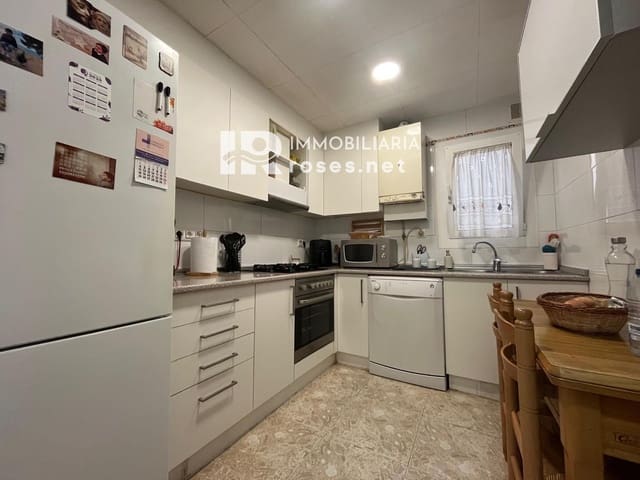 4 Zimmer Wohnung zu verkaufen in Roses - 199.500 € (Ref: 9449327)