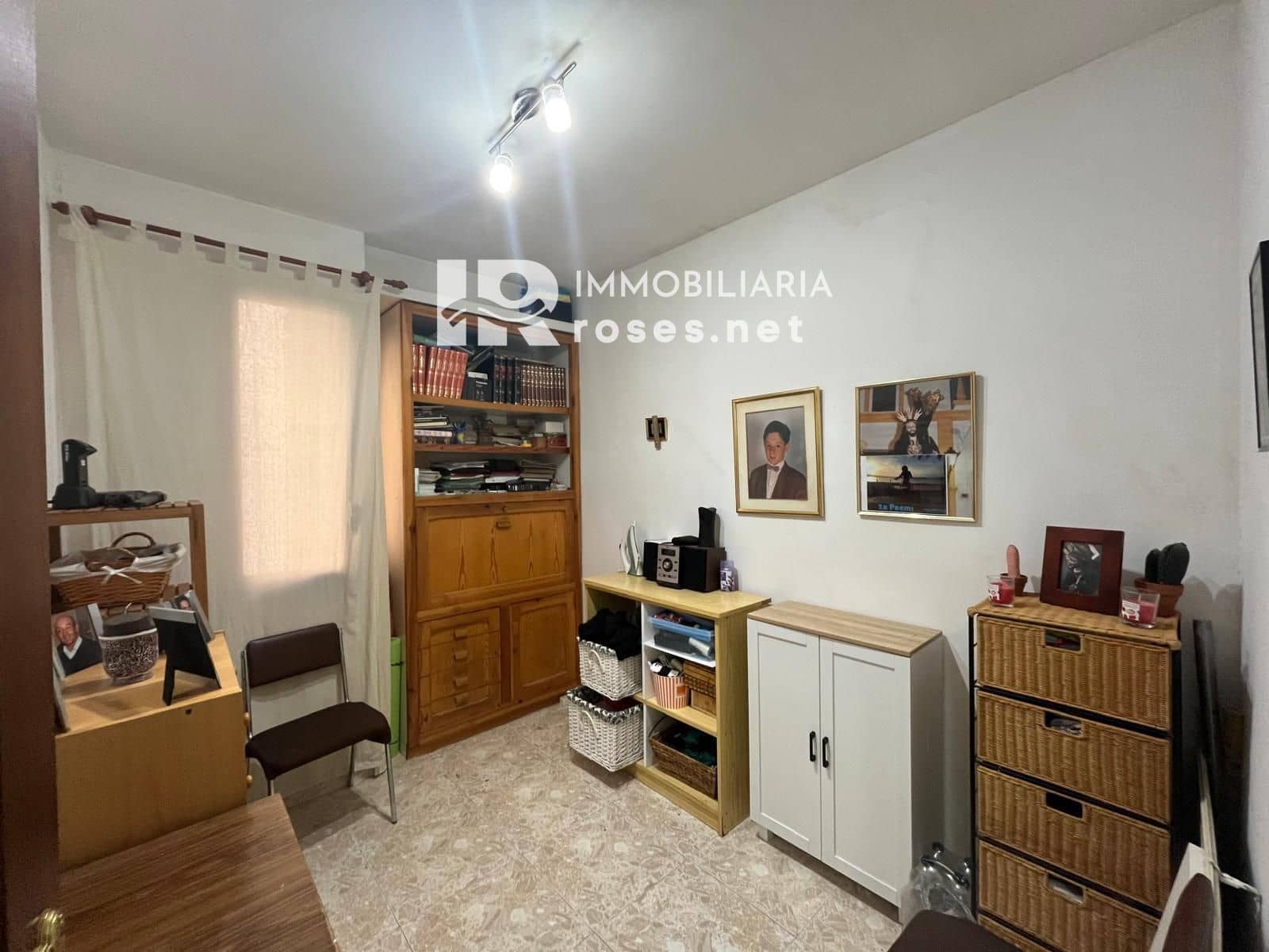 Piso de 4 habitaciones en Roses en venta - 199.500 € (Ref: 9449327)