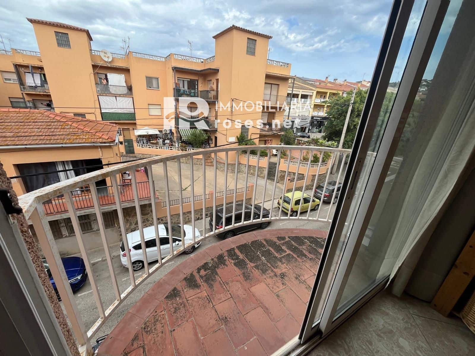 Piso de 4 habitaciones en Roses en venta - 199.500 € (Ref: 9449327)