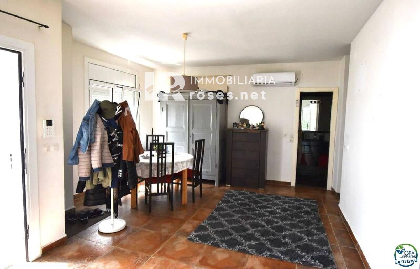 2 sovrum Villa till salu i Empuriabrava - 395 000 € (Ref: 9449330)