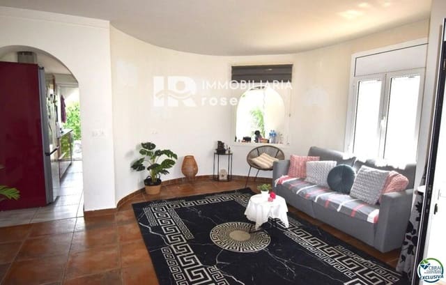 2 slaapkamer Villa te koop in Empuriabrava, Castelló d'Empúries - € 395.000 (Ref: 9449330)