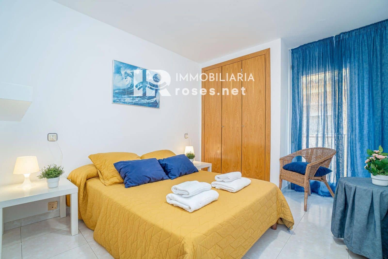 2 bedroom Flat for sale in Empuriabrava with pool - € 195,000 (Ref: 9449332)