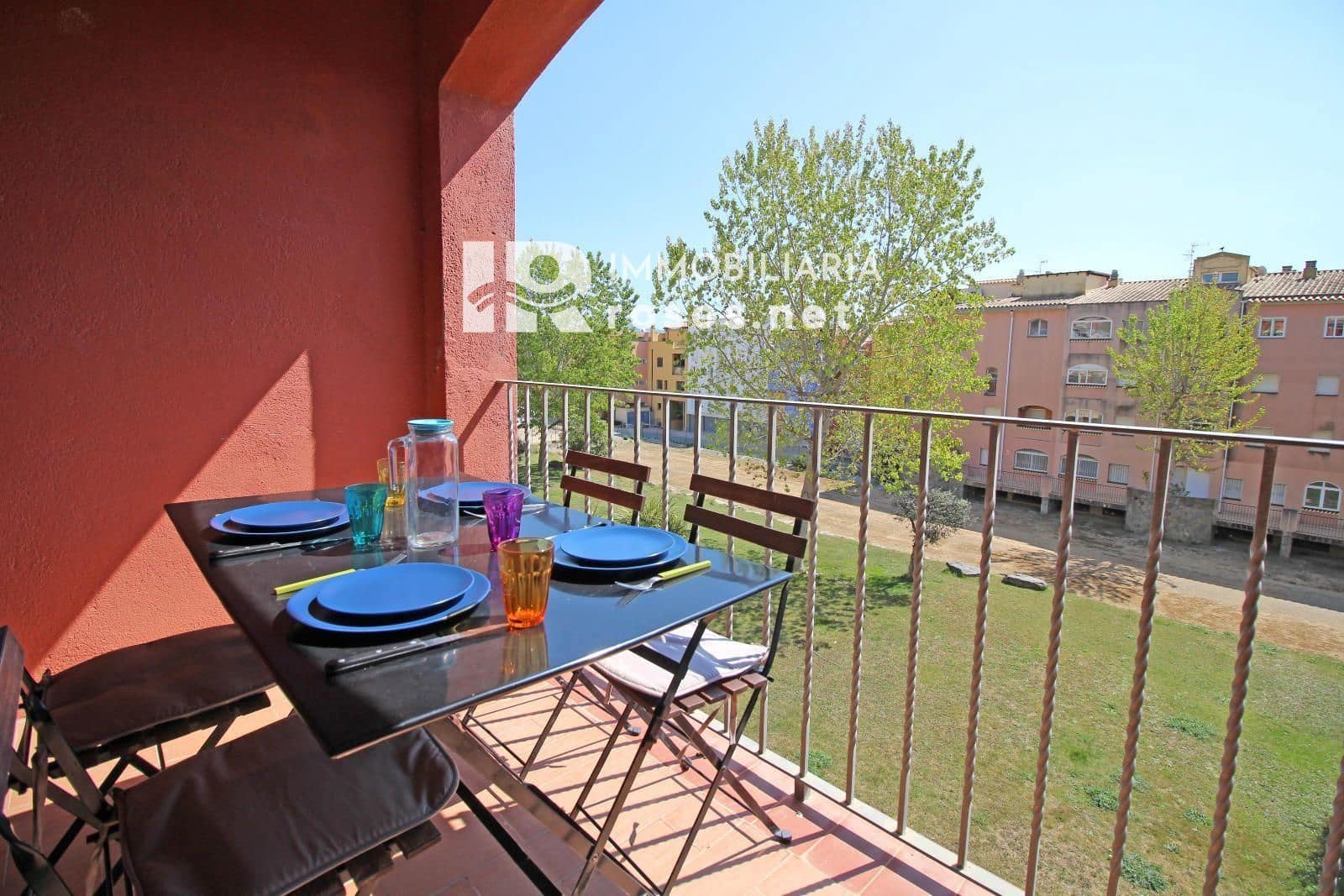 2 bedroom Flat for sale in Empuriabrava with pool - € 195,000 (Ref: 9449332)
