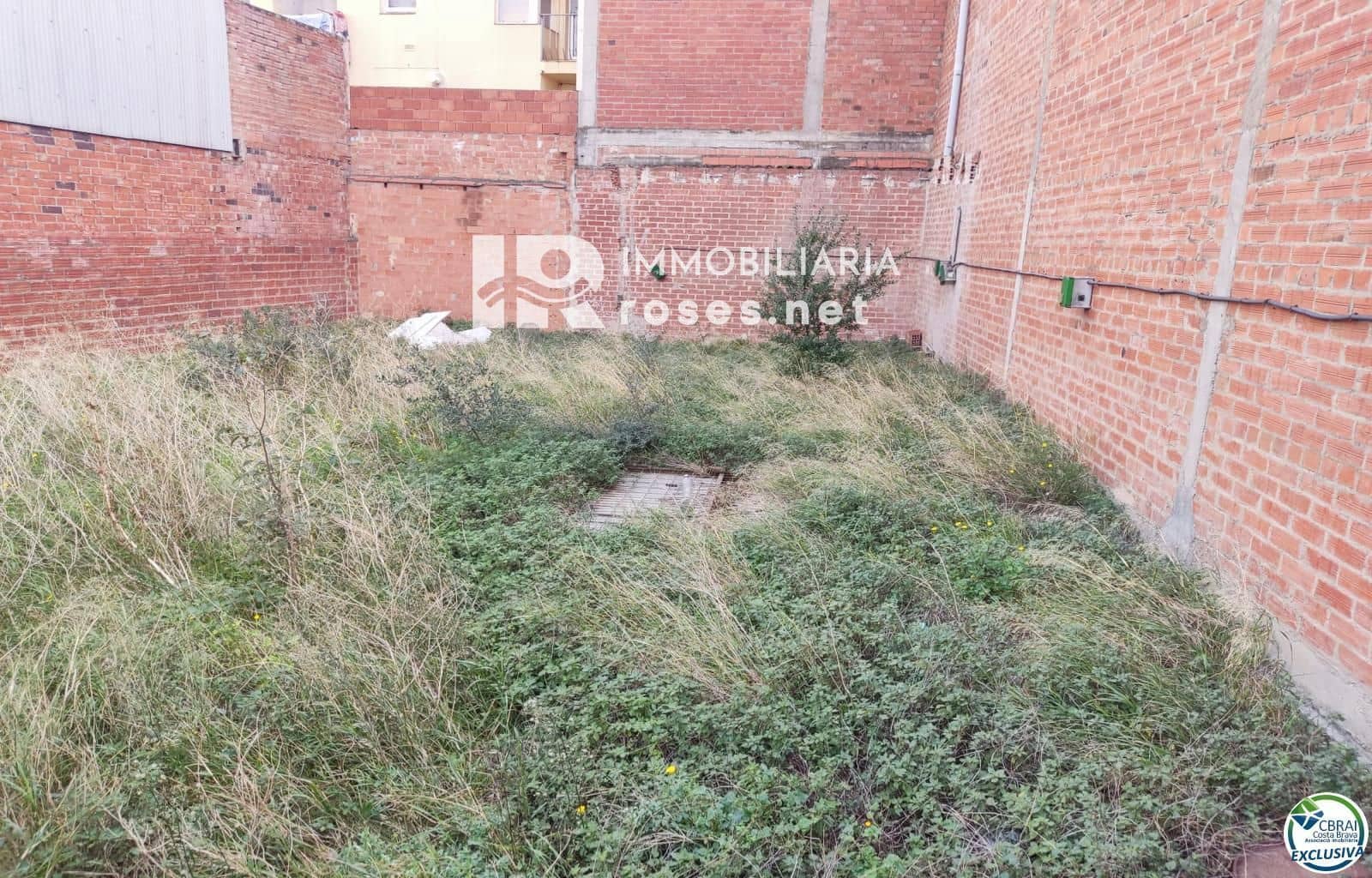 Building Plot for sale in Figueres - € 115,000 (Ref: 9449334)