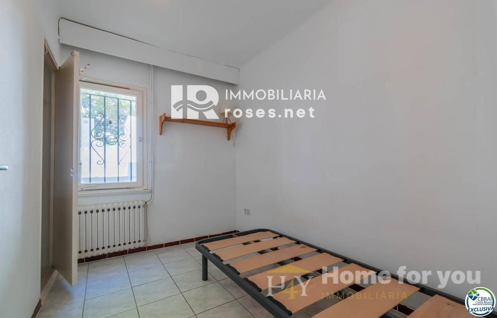 Chalet de 4 habitaciones en Roses en venta con garaje - 645.000 € (Ref: 9449335)