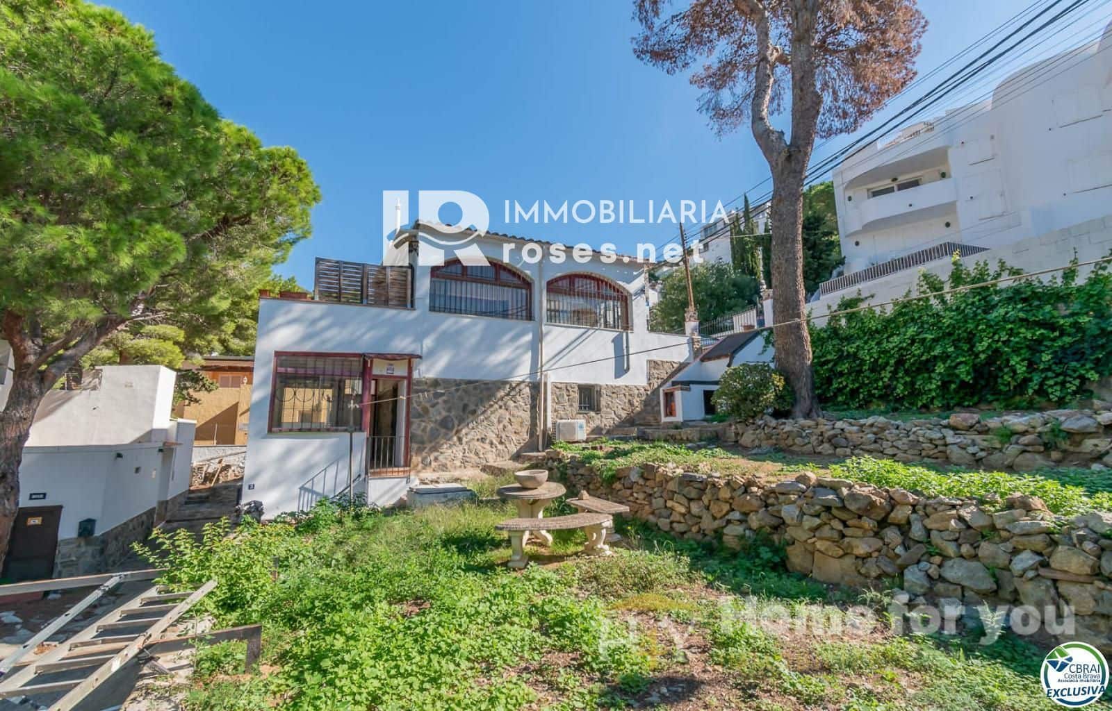 Chalet de 4 habitaciones en Roses en venta con garaje - 645.000 € (Ref: 9449335)