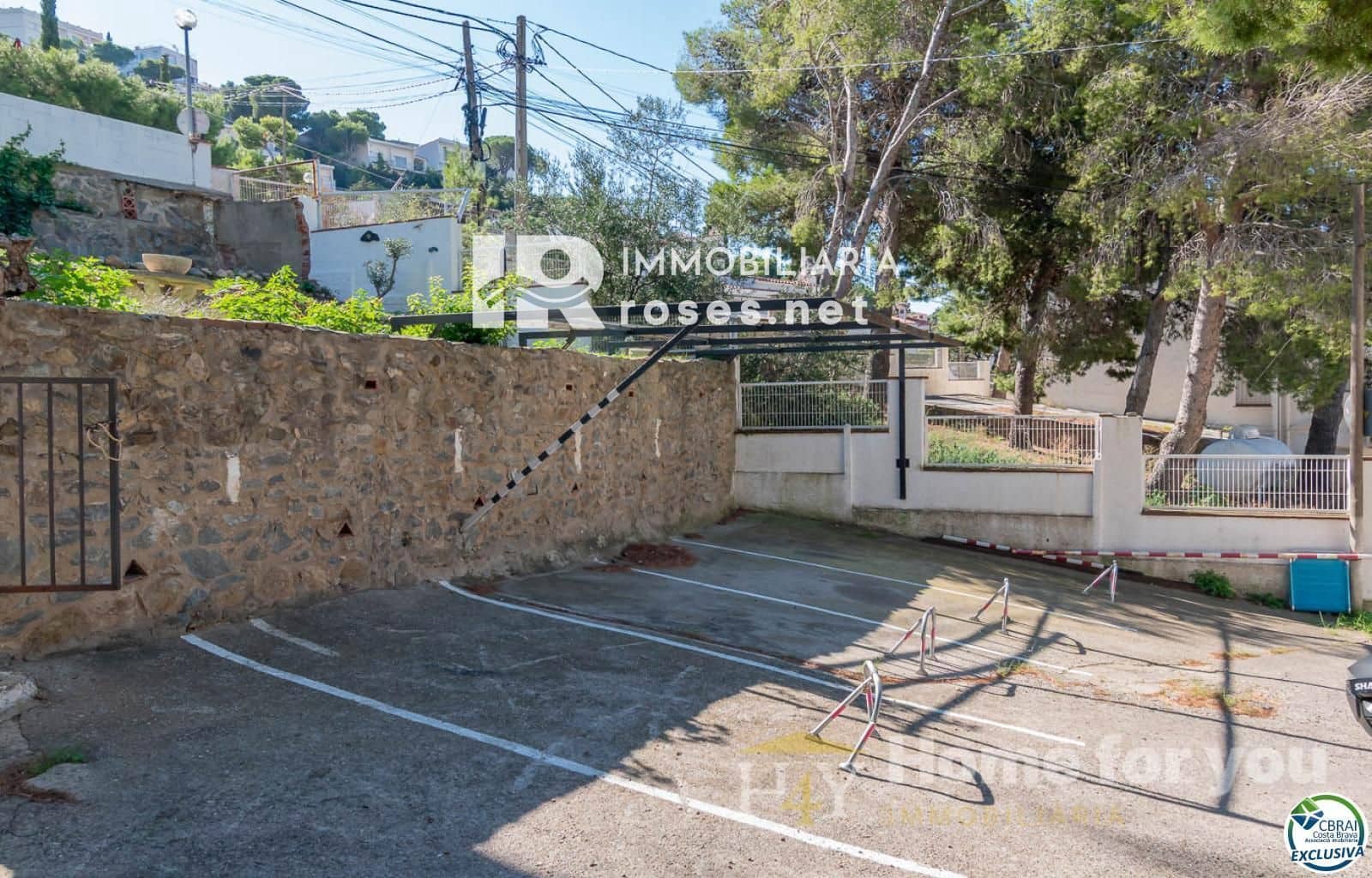 Chalet de 4 habitaciones en Roses en venta con garaje - 645.000 € (Ref: 9449335)