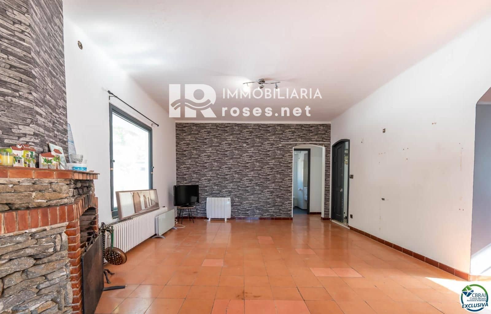 Chalet de 4 habitaciones en Roses en venta con garaje - 645.000 € (Ref: 9449335)