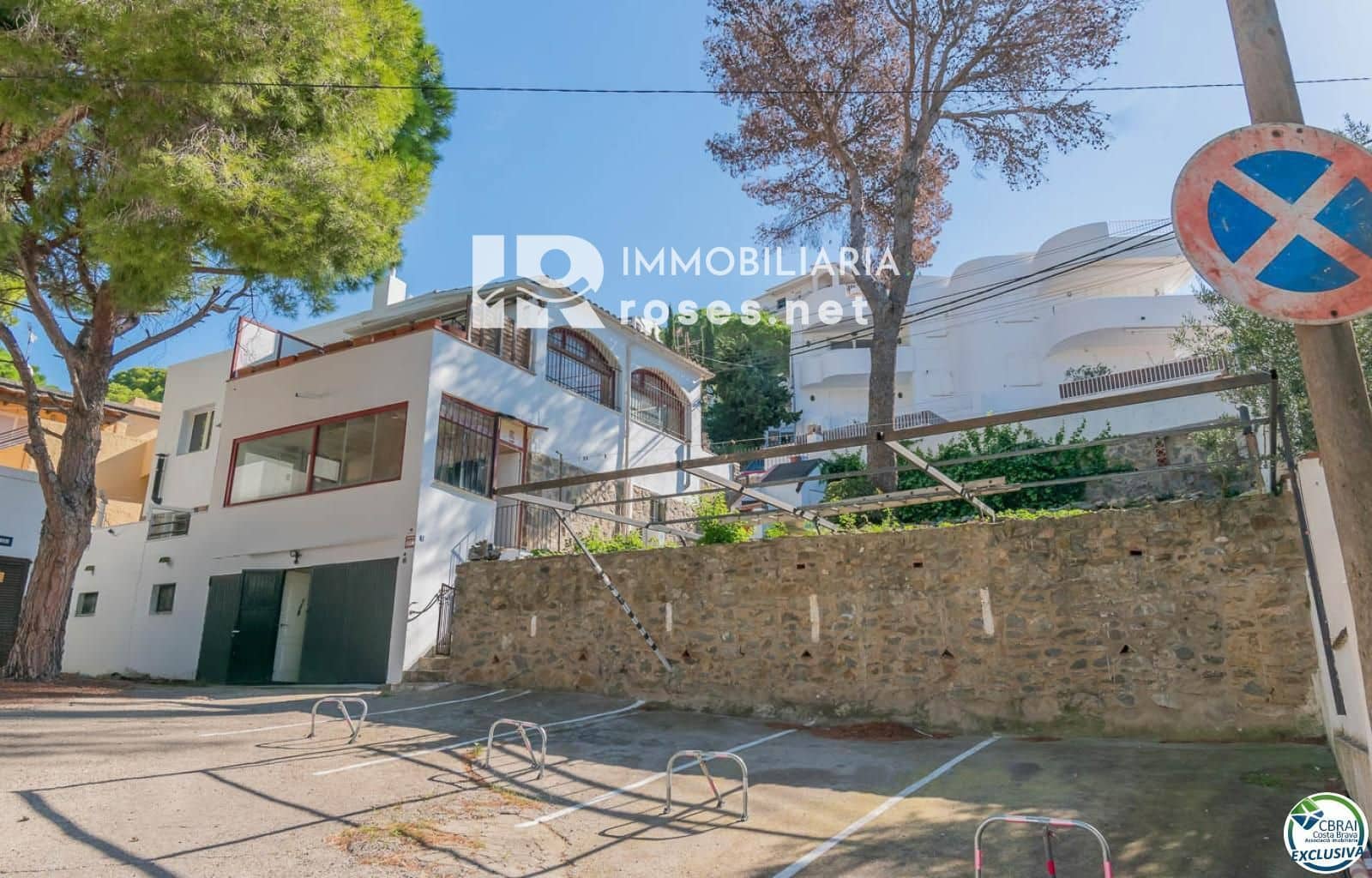 Chalet de 4 habitaciones en Roses en venta con garaje - 645.000 € (Ref: 9449335)