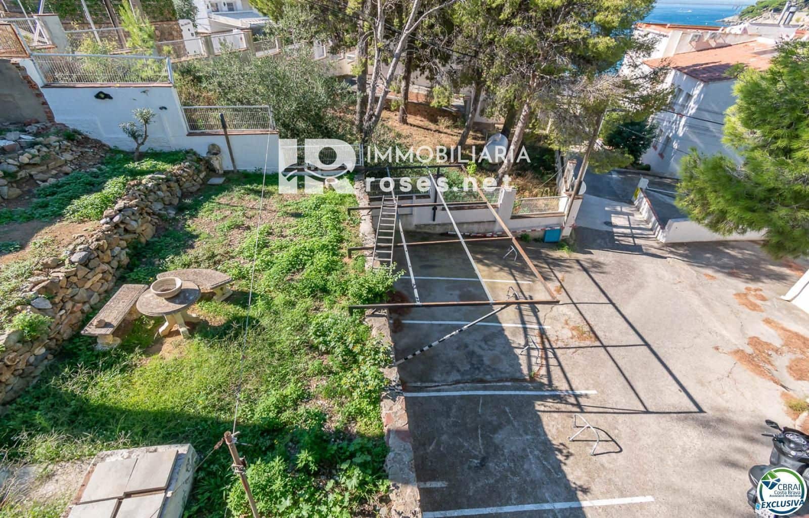 Chalet de 4 habitaciones en Roses en venta con garaje - 645.000 € (Ref: 9449335)