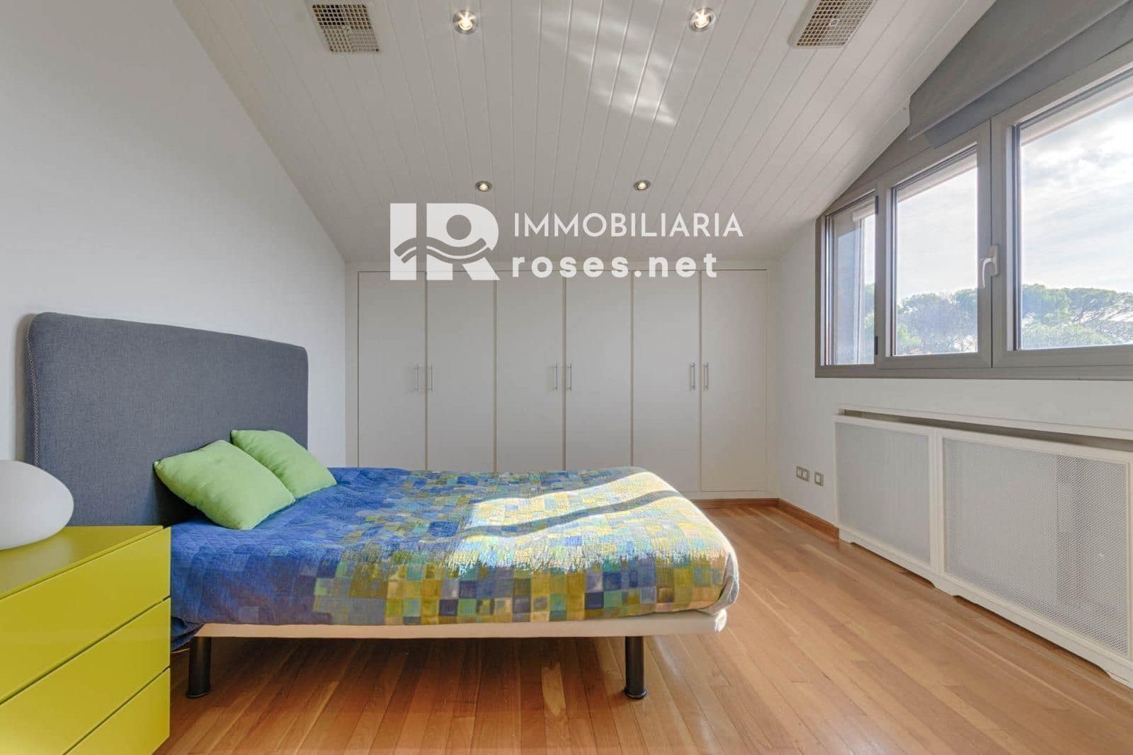 5 bedroom Villa for sale in La Jonquera with pool garage - € 890,000 (Ref: 9453434)