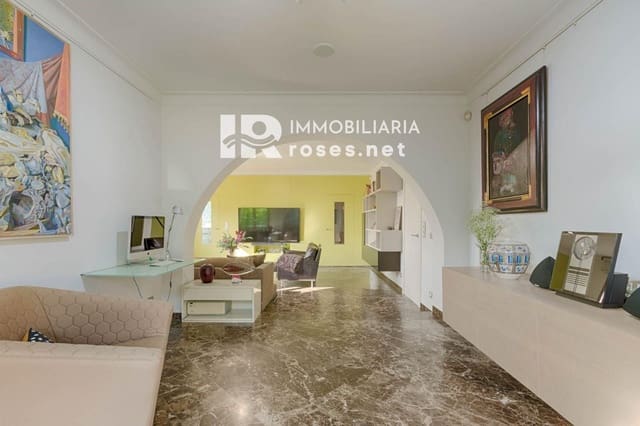 5 bedroom Villa for sale in La Jonquera with pool garage - € 890,000 (Ref: 9453434)