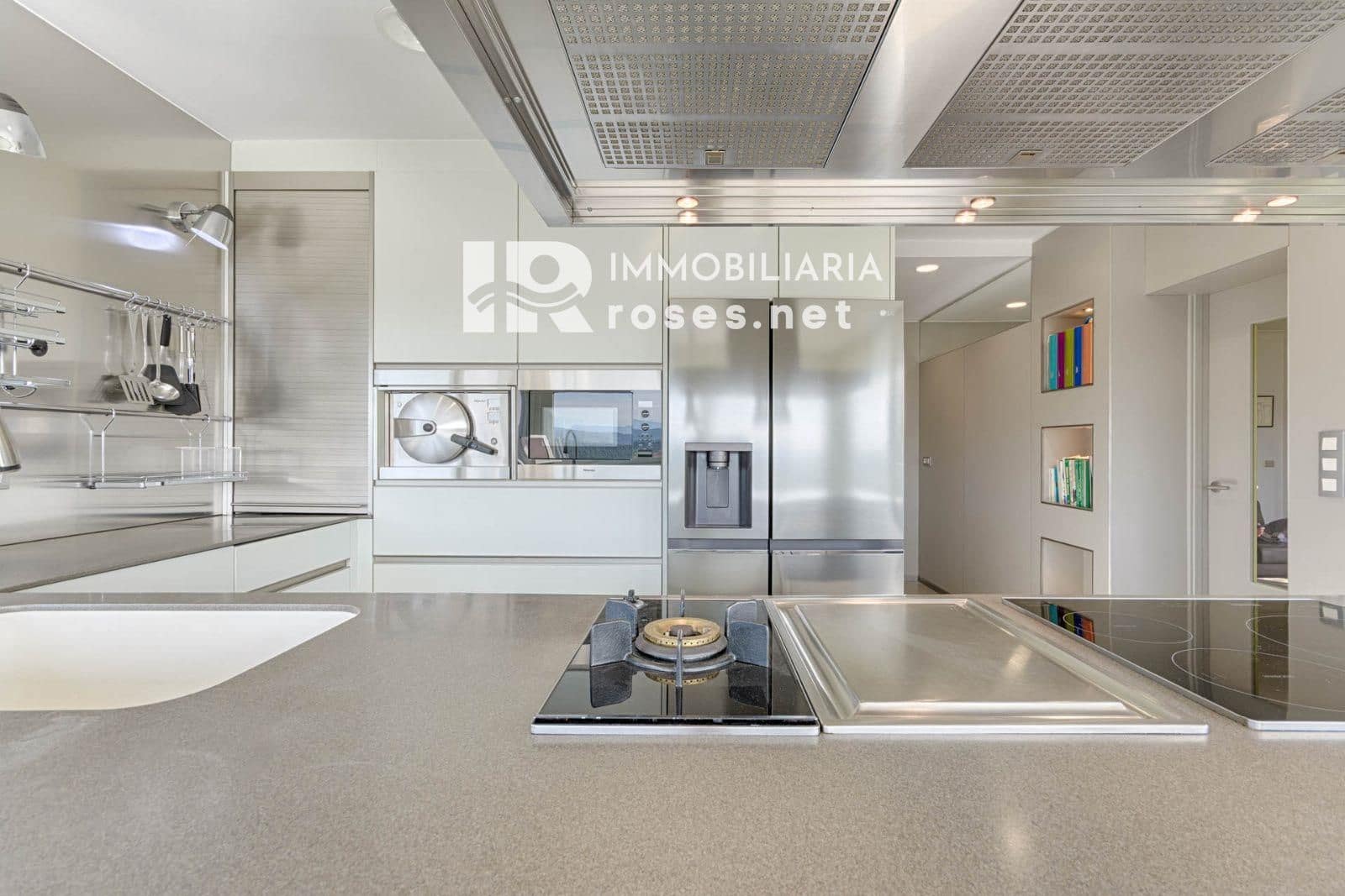 5 bedroom Villa for sale in La Jonquera with pool garage - € 890,000 (Ref: 9453434)