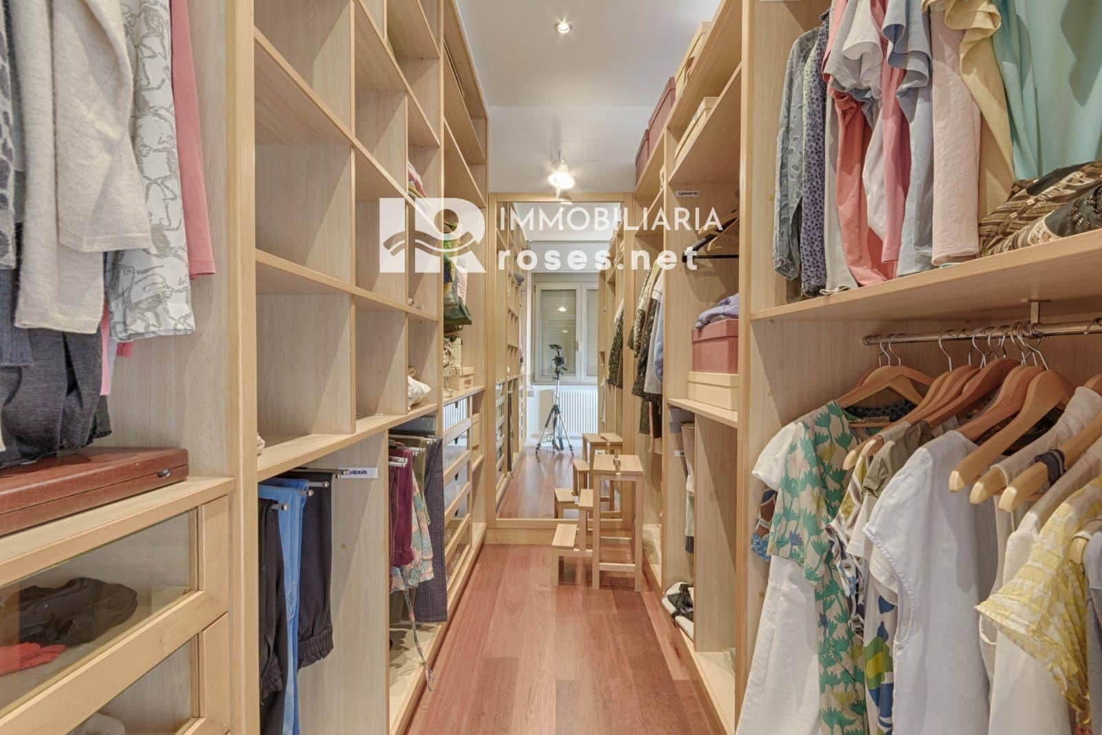 5 bedroom Villa for sale in La Jonquera with pool garage - € 890,000 (Ref: 9453434)