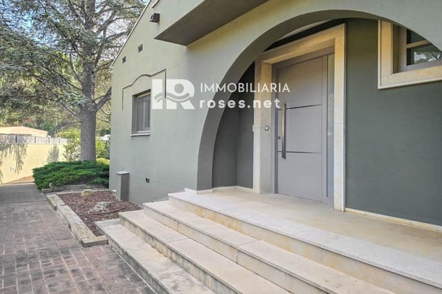 5 bedroom Villa for sale in La Jonquera with pool garage - € 890,000 (Ref: 9453434)