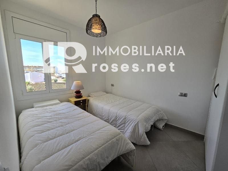 2 soverom Leilighet til salgs i Empuriabrava med svømmebasseng - € 249 000 (Ref: 9459500)