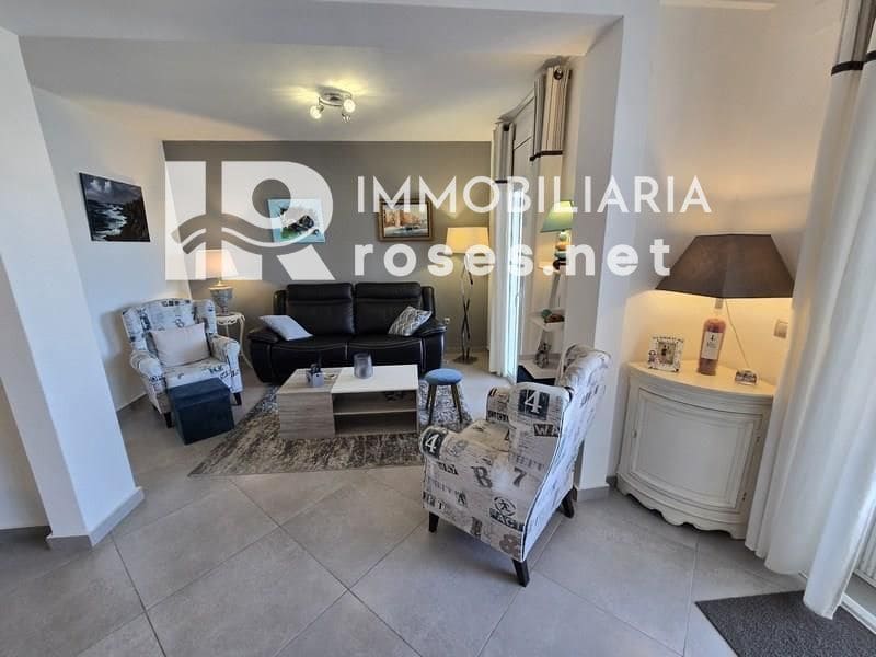 2 soverom Leilighet til salgs i Empuriabrava med svømmebasseng - € 249 000 (Ref: 9459500)