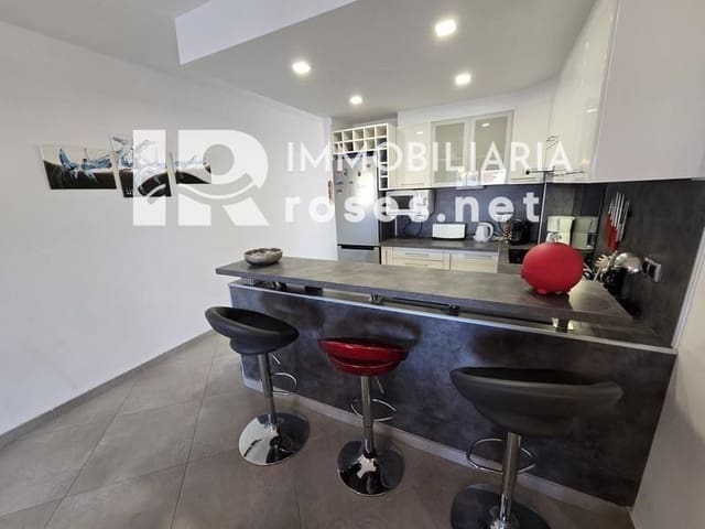 2 soveværelse Lejlighed til salg i Empuriabrava, Castelló d'Empúries med swimmingpool - € 249.000 (Ref: 9459500)